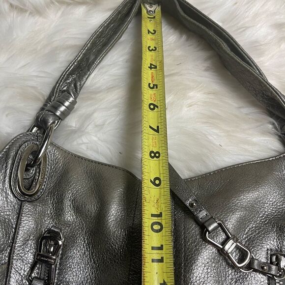 B. Makowsky Metallic Silver medium shoulder bag with silver tone chain accents - Picture 13 of 14